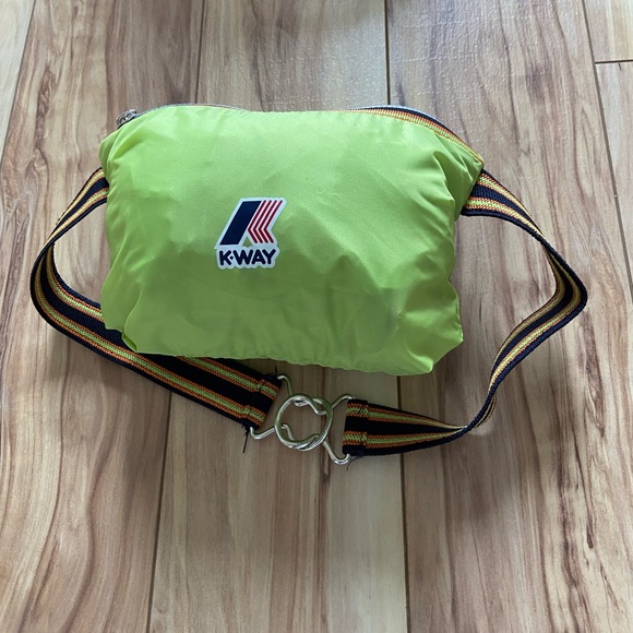 K-way packable jacket in yellow green | women US small - Picture 9 of 11